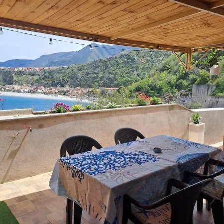 Blu Panorama * Scilla