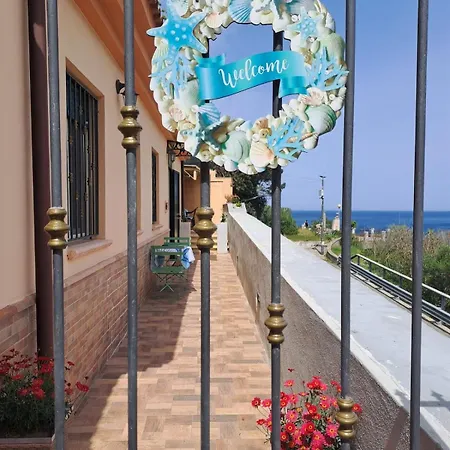 Blu Panorama Apartament Scilla